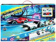 Pista Cyber Racers Robo Raceway c/ 2 Carrinhos Motorized - 1,3 m - Maisto