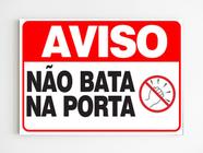 Placa de aviso não bata na porta mdf sinalização 20x29 A4 - Genérico