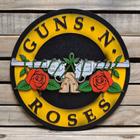 Placa Em Alto Relevo Guns N' Roses. Confeccionado Em Mdf. 29 cm