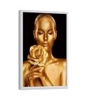 Quadro Decorativo Mulher Flor Rosa e Dourada Quarto 40x60cm