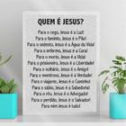 Quadro Decorativo Quem É Jesus - 45x34cm - Madeira Branca