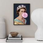 Quadro Queen Elizabeth with Bubblegum 33x24cm - com vidro