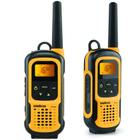 Radio comunicador Waterproof RC 4102 (Par), 26 canais, Lanterna LED, Amarelo, Modelo 4528102 INTELBRAS