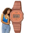 Relógio de Pulso Casio Feminino Vintage Pequeno Quadrado Pulseira Aço Inóx Quartz Cronômetro Alarme Digital Casual Rose Gold LA-11WR-5ADF