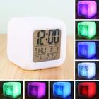 Relógio Despertador Digital Cubo Led Muda 7 Cores Colorido ref: QCNZ-05