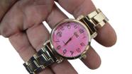 Relogio Feminino Fundo Rosa Quartzo Pulseira Dourada