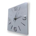 Relógio parede branco 25cm, quadrado, Algarismos 3D côr Prata espelhado.