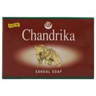 Sabonete de sândalo Chandrika 75 gramas da Chandrika Soap (pacote com 6)