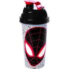 Shakeira de Plástico 580ml com Tampa Rosca e Misturador Homem Aranha