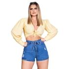 Shorts jeans feminino modelo mom cintura alta