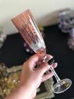 Taça para champanhe lapidada em cristal ecológico 200ml A25cm cor rosa