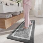 Tapete Bath Runner Color & Geometry Absorvente Cinza Escuro 60x110cm