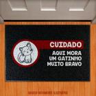Tapete Capacho - Cuidado Aqui Mora Um Gatinho Muito Bravo