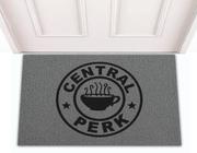 Tapete Capacho Porta Entrada Divertido Geek Serie Friends Central Perk Cinza