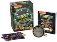 Teenage Mutant Ninja Turtles - Light-And-sound Talking Keychain And Illustrated Book - Running