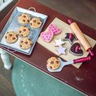 The Queen's Treasures 18 Inch Doll Food Accessories,16 Peça Autêntico Cookie Baking Set com Biscoitos sobre Ferramentas de Cozimento, Compatível com American Girl Pastry Bake Shop & Kitchen Furniture