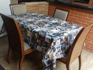 Toalha de Mesa Impermeável Lindas Estampa 1,40 x 1,40 - Amoeshop