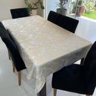 Toalha de Mesa Retangular em Jacquard Luxo Medalhão Branco e Dourado - 2,20m x 1,40m - Sua Casa Decor