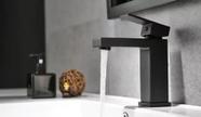 Torneira Monocomando Banheiro Quadrada Baixa Preto Fosco Black