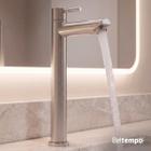 Torneira para banheiro de mesa com bica alta em aço inox 304 da marca Beltempo com água corrente