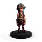 Totem Pequeno Isha Arcane 7cm + Base