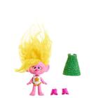 Figura Trolls Harmonia, Boneca que Fala e Canta TrollsTopia Poppy Cantora -  F1397 - Hasbro : : Brinquedos e Jogos