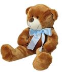 Urso Leo pelúcia caramelo antialérgico grande com laço azul 50cm Bebê infantil