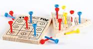 Melissa & Doug Wooden Tic-Tac-Toe Board Game com 10 peças de jogo de  madeira auto-armazenamento (12.5ââ', W x 8.5ââ', L x 1.25â'' - Melissa &  Doug - Revestimento de Parede - Magazine