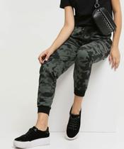 calça de camuflada feminina