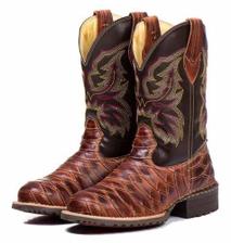 bota cano longo bico redondo masculina