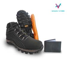 bota coturno juilli adventure social