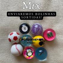 08 Bolinhas Pula-Pula 32mm Coleção Premium. Tema Mix (Temas sortidos).