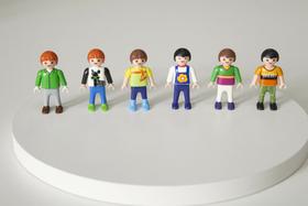 1 Boneco Playmobil Criança Caracterizada - Avulso - Bonecos para Constelação Familiar 1 Boneco Playmobil Criança Caracterizada - Avulso - Bonecos para Constelação Familiar