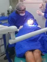 1 Mini Kit ( Azul ) de Paramentação de Cirurgia Odontologica tecido Campo e Capote Cirúrgico