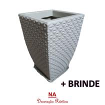 1 Vaso de planta flor em polietileno coluna bojo quadrado diamantado com prato bege creme nº1