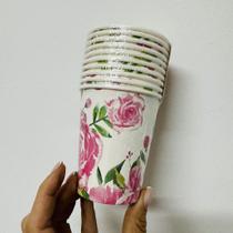 10 Copos de Papel Rosas Floral Jardim Encantado 270ml Silver Festas - Inspire sua Festa Loja 10 Copos de Papel Rosas Floral Jardim Encantado 270ml Silver Festas - Inspire sua Festa Loja