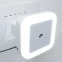 10 Luminária Luz Led Sensor Automático Quarto Sala Tomada 1unid