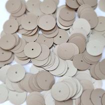 100 gramas Lantejoula 10mm Furo Central Marrom Claro Fosco 22616 100 1005SA81