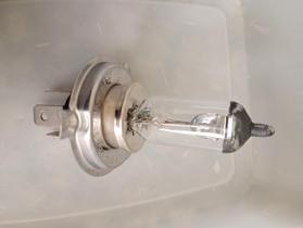 100 Lâmpada do farol halógena H4 12 volts 35/35 watts