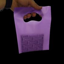 100 Sacolinhas Plásticas 16x20 Alça Boca De Palhaço 1 linha para semijoias. 100 Sacolinhas Plásticas 16x20 Alça Boca De Palhaço 1 linha para semijoias.