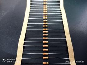 100x Resistor 330r 1/4w 5% 100x Resistor 330r 1/4w 5%