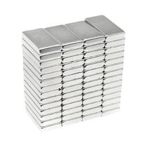 10pcs 20104mm ímãs quadrados - armazenamento resistente e decoração sazonal (Halloween/Natal)