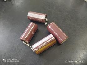 10x Capacitor Eletrolítico 82uf/450v 105 18x36mm Hermei