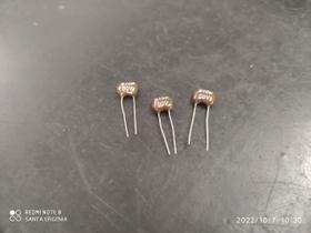 10x Capacitor Mica Prata 270pf/50v 1% Icl