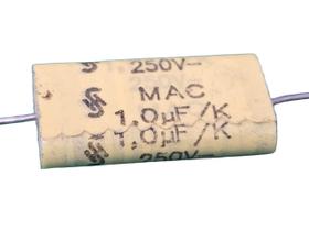 10x Capacitor Poliester 1uf/250v 10% Axial Siemens