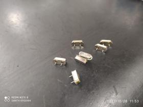 10x Cristal 30,000mhz Hc49s 10x Cristal 30,000mhz Hc49s