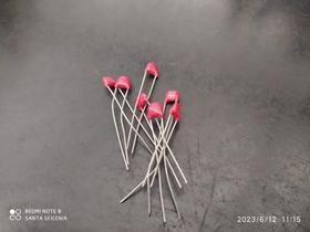 10x Varistor V100za05 = Z100 = S05k60v 5mm 60v Ge