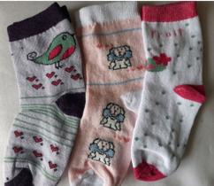 12 pares Meia INFANTIL ALGODÃO e POLIAMIDA Feminina Juvenil N 23 a 36 Cano Médio MAGIC 12 pares Meia INFANTIL ALGODÃO e POLIAMIDA Feminina Juvenil N 23 a 36 Cano Médio MAGIC