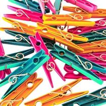 12 Un Prendedor De Roupa Plastico Grande