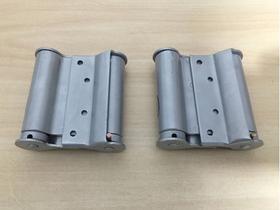 (12pçs) Dobradica 3pol. 7,5cm Porta Vai-vem Faroeste Bang (12pçs) Dobradica 3pol. 7,5cm Porta Vai-vem Faroeste Bang